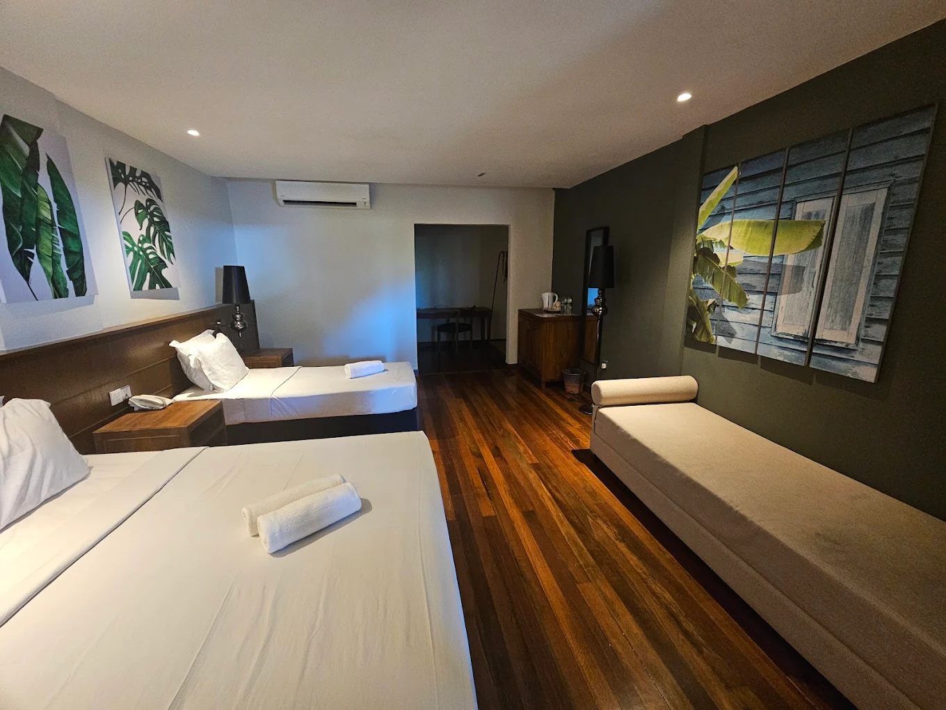 Arwana Resort