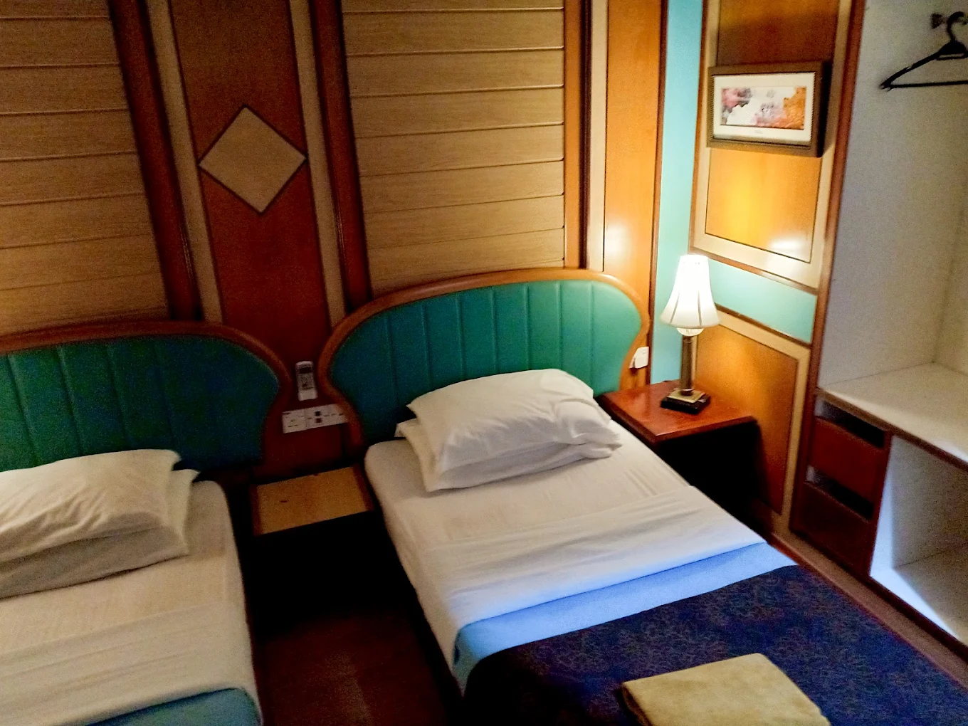 Shari-la Island Resort