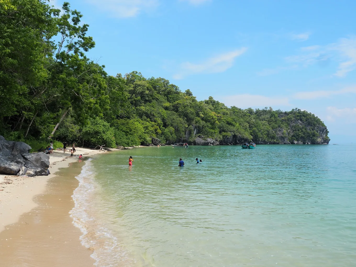 Pasir Panjang Beach.